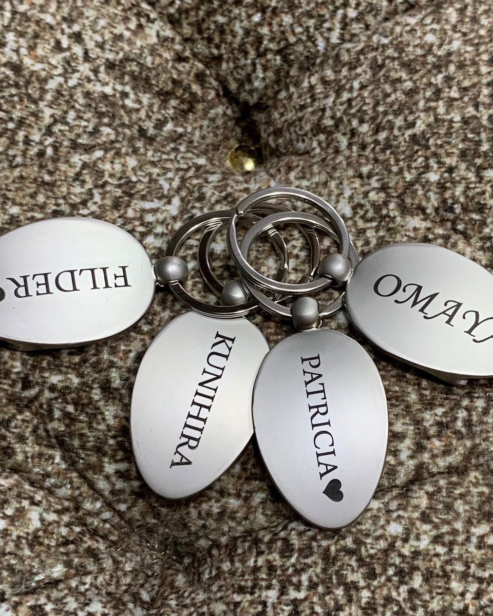 glarearmani's tweet photo. Corporate Keyholders

Tired of losing your keys? Our wooden keyholders offer a sleek and stylish solution. With smooth finishes and engraved customization options, they’re both practical and personal.

Price:25,000ugx

WhatsApp:0707267566/@glarearmani 

Deliveries can be made https://t.co/YdUpPNySnd