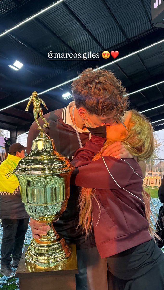 Malita_'s tweet photo. El sueño del bepi ❤️ https://t.co/yViX0UZM0V