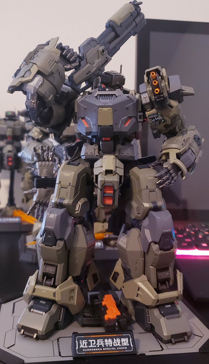 HarmonyDescent's tweet photo. WarGreymon Amplified done, and 3 random mech figures! https://t.co/XpGMJ3KjXn