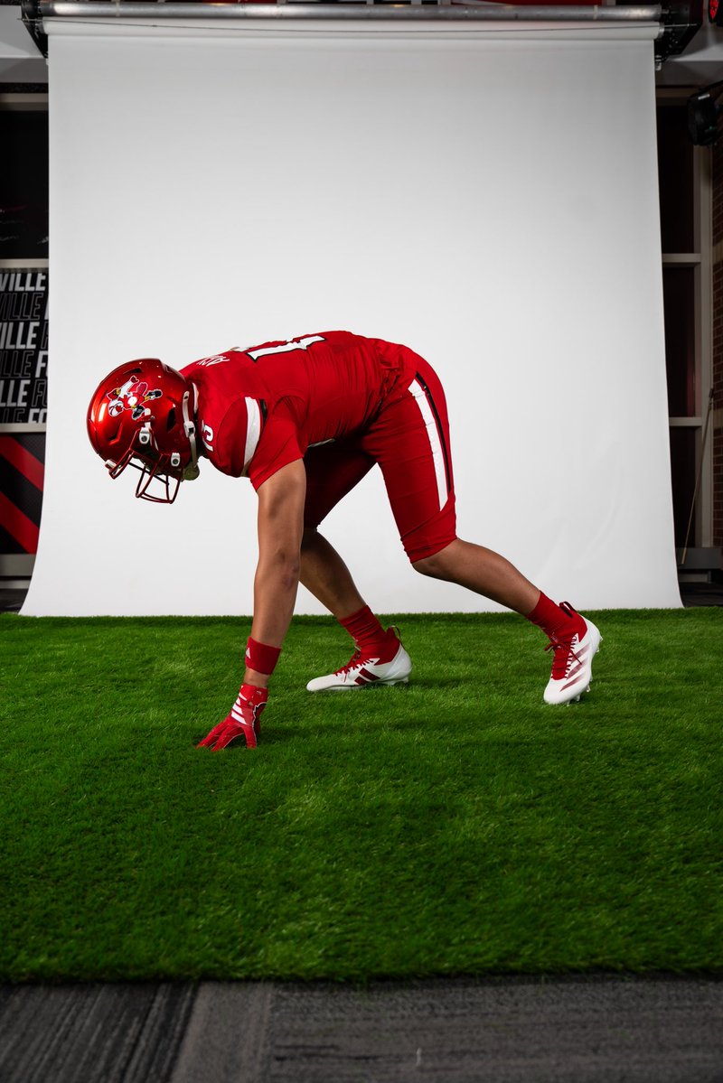 MunirL13's tweet photo. Love my New Home! #GoCards 

@vincemarrow @MarkIvey90 @JeffBrohm @TopTierUofL @UofLRecruiting1 https://t.co/jgCUCh79wm