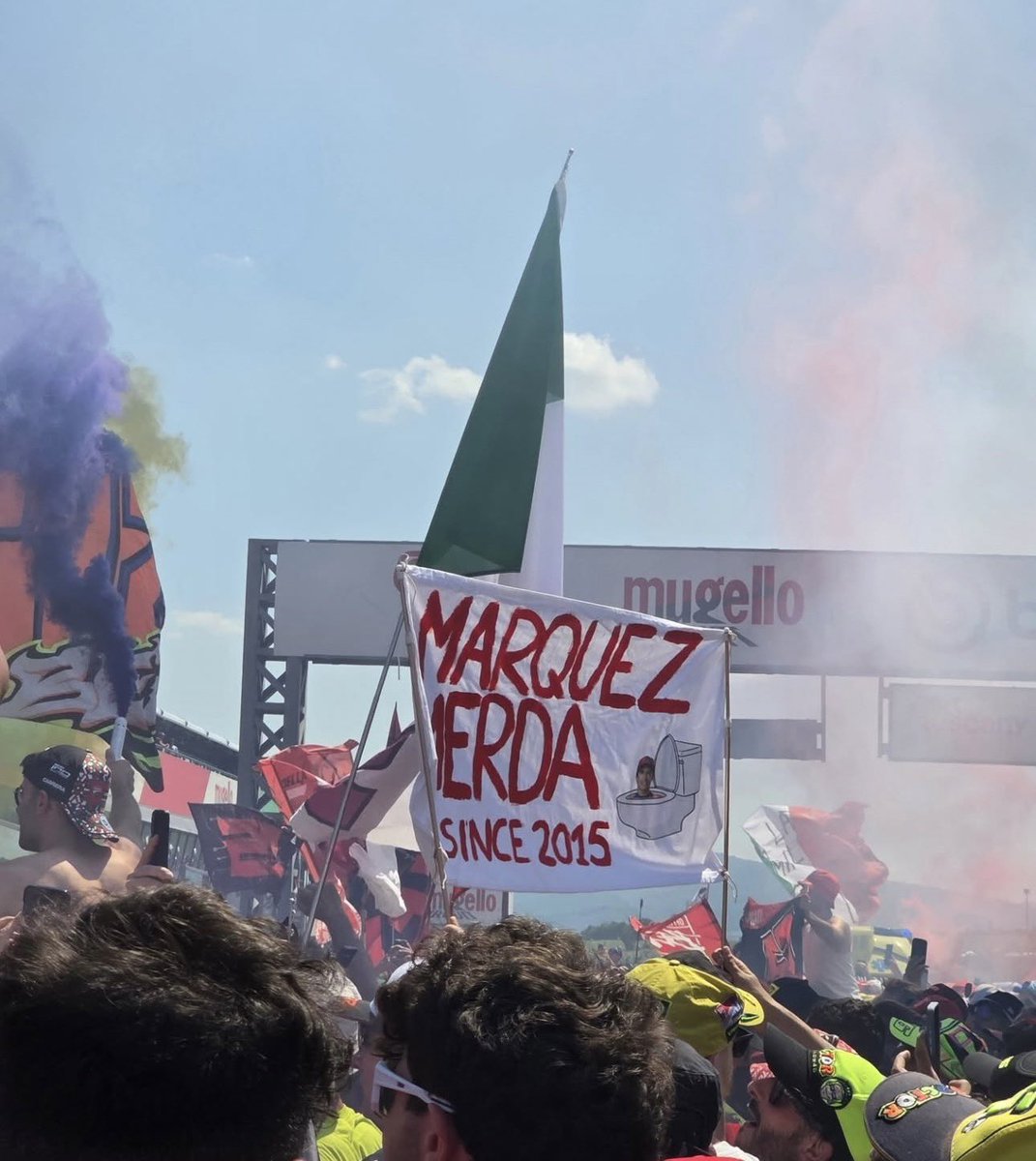 dindeturque's tweet photo. the disrespect…. still hating on marquez despite what he’s been through, italian fans pls grow up https://t.co/Mchl4gyi6A