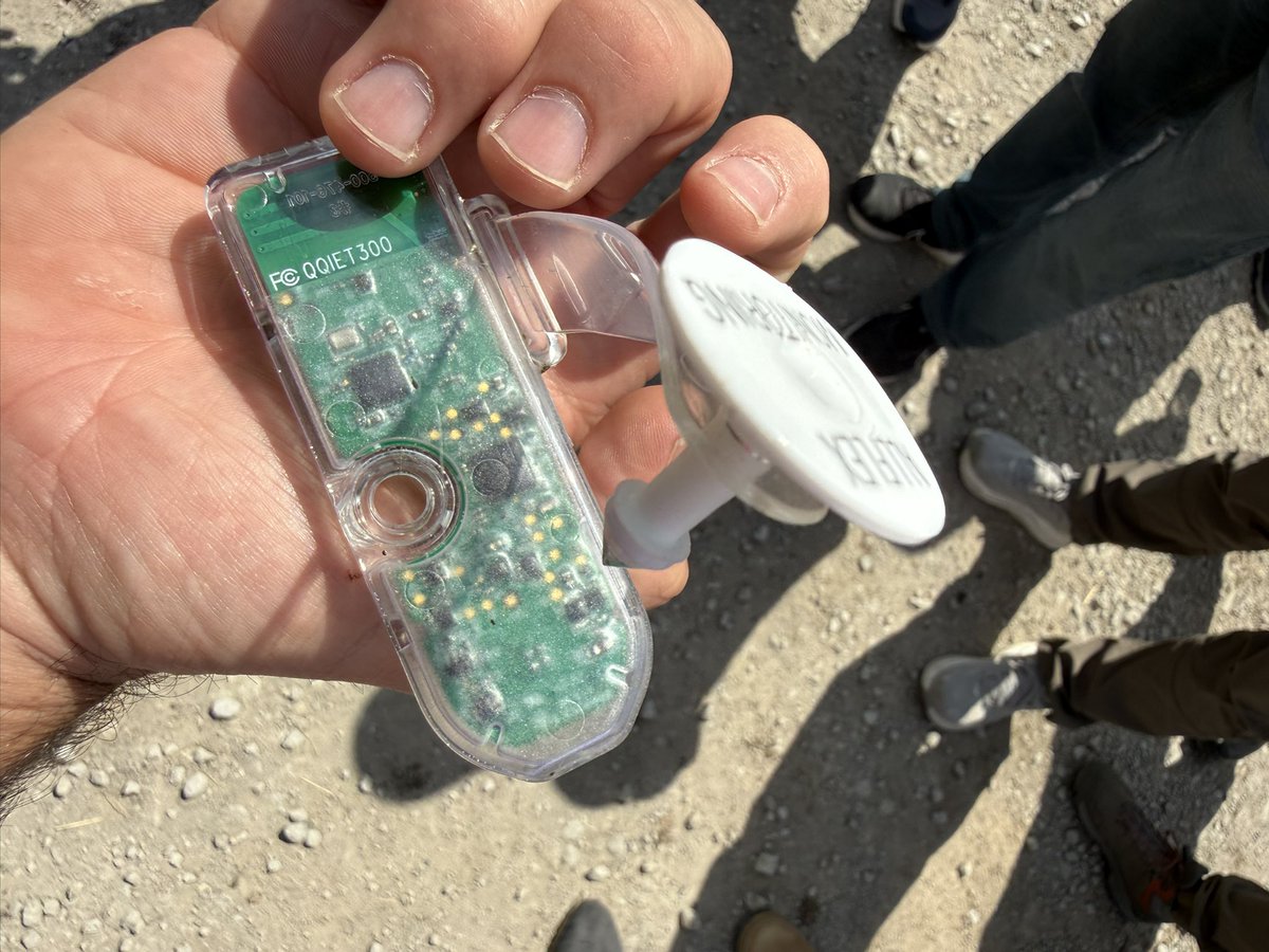 VascoSallaberry's tweet photo. Obviamente en producción, infraestructura y tecnología es impresionante el desarrollo que tienen; miden todo, buscan la eficiencia al detalle en cada decisión que toman. 

Todos los productores están al tanto de los insumos, las dietas, los procesos, los tiempos y los mercados https://t.co/OjSv6OdoGY