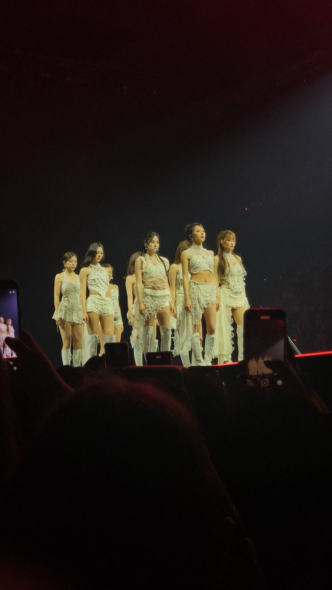 anemoiasmind's tweet photo. SAW TWICE https://t.co/dIGwXVblg0