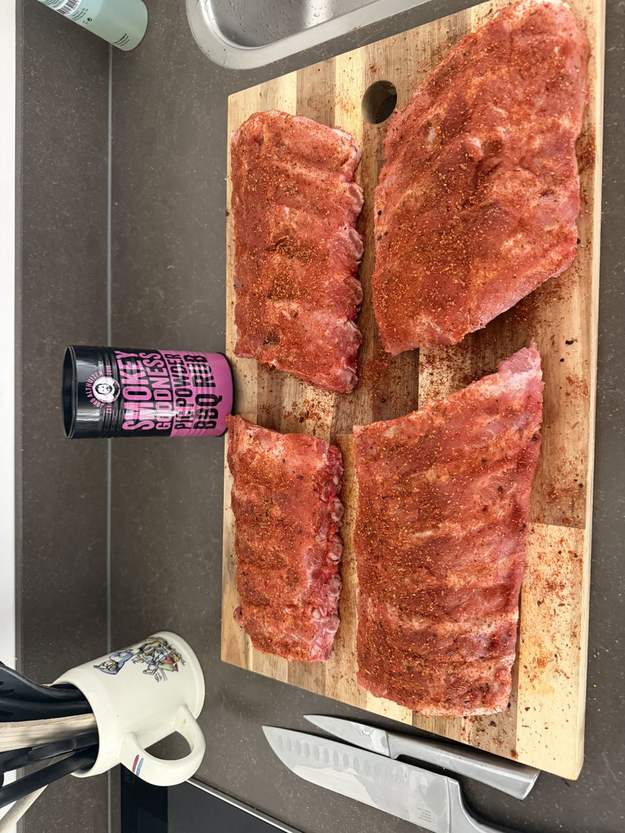 EddeHeus's tweet photo. #WhatIsOnTheBBQ #spareribs https://t.co/xUIb1NgWmM