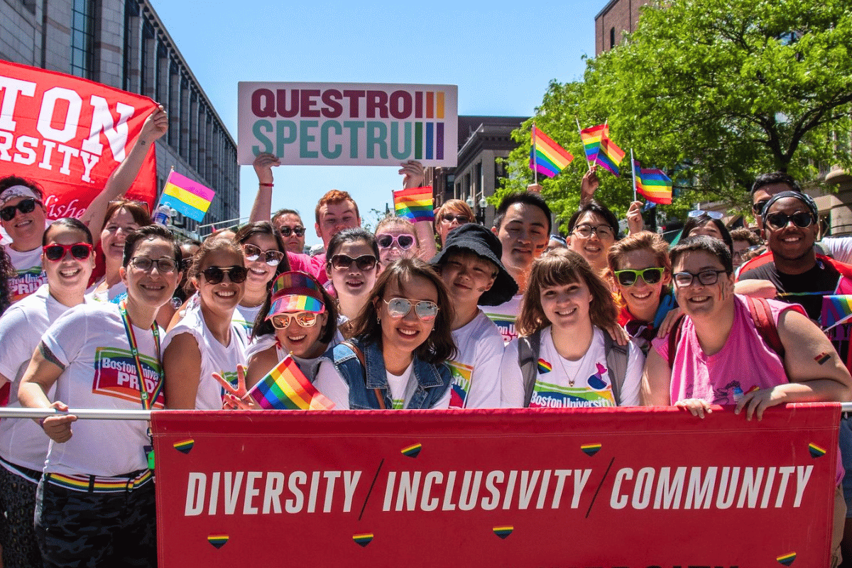 bualumni's tweet photo. Happy Pride, Terriers! This month, we're celebrating with a series of events across the country. Join LGBTQIA+ alumni, allies, and friends for a celebration of community and Terrier spirit. All are welcome—see you there! 🏳️‍🌈

Find an event near you ➡️ https://t.co/jRo8r9EZsr https://t.co/dxnFpwR1wP
