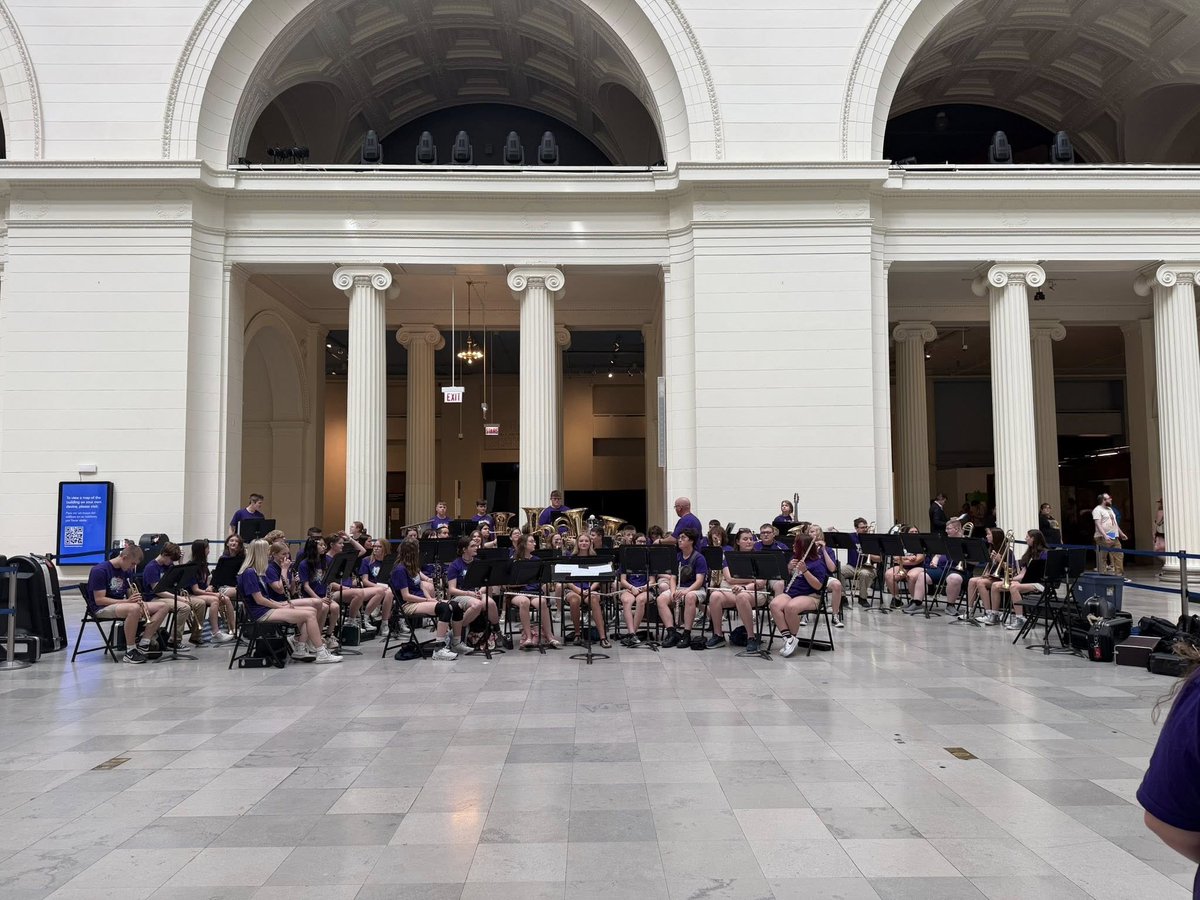 WD0ENR's tweet photo. Mt. Pleasant High School Band preparing for a concert in Chicago Saturday morning. (photo by Amanda Reynolds) https://t.co/CJqCBRAZ1A