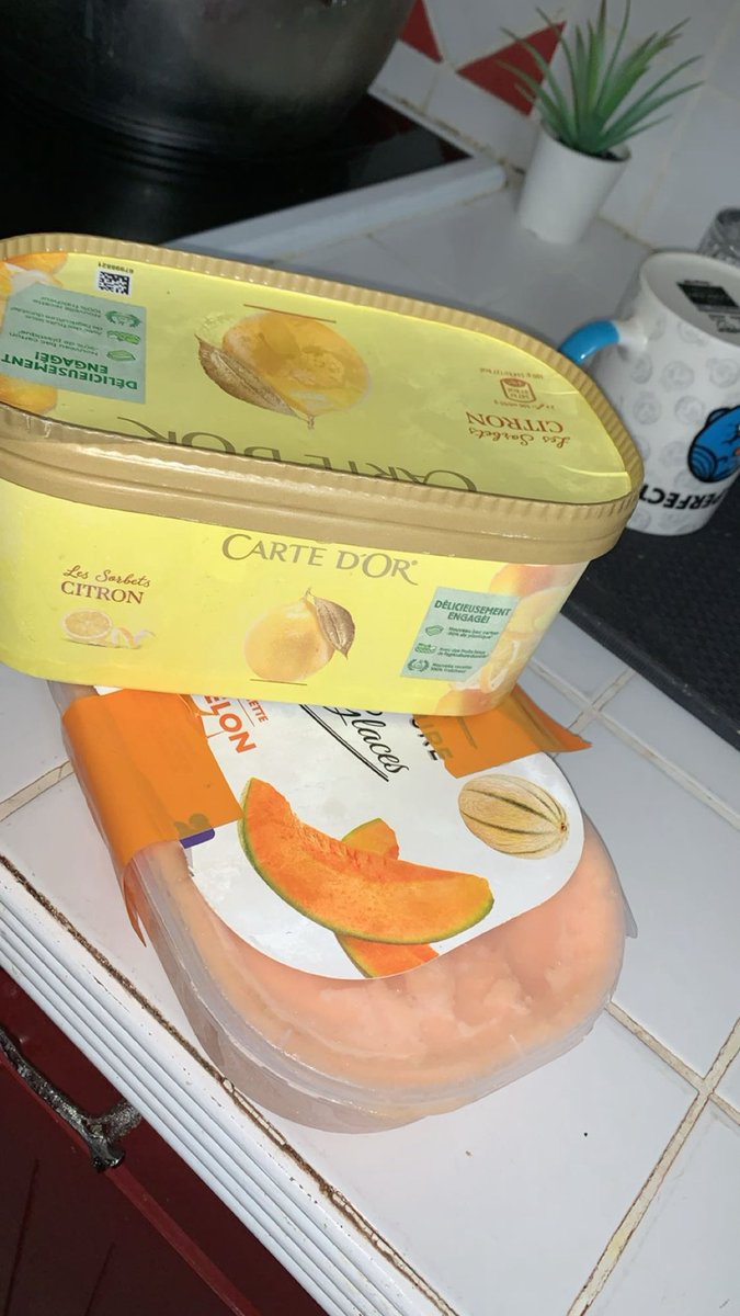 Rayann933's tweet photo. Melon/Citron depuis je lui ai plus jamais demandé de glace https://t.co/i1MAI5QNIG