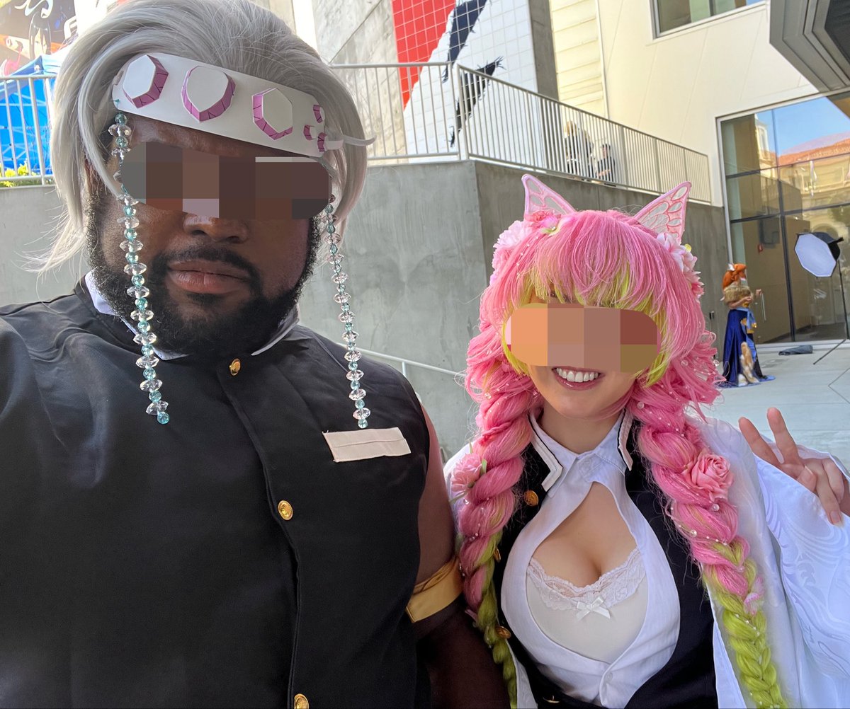 AxiomVibeVT's tweet photo. Tengen and Mitsuri 
The Hashiras at Fanime 2026
#DemonSlayer https://t.co/N6WFkqdLJ7