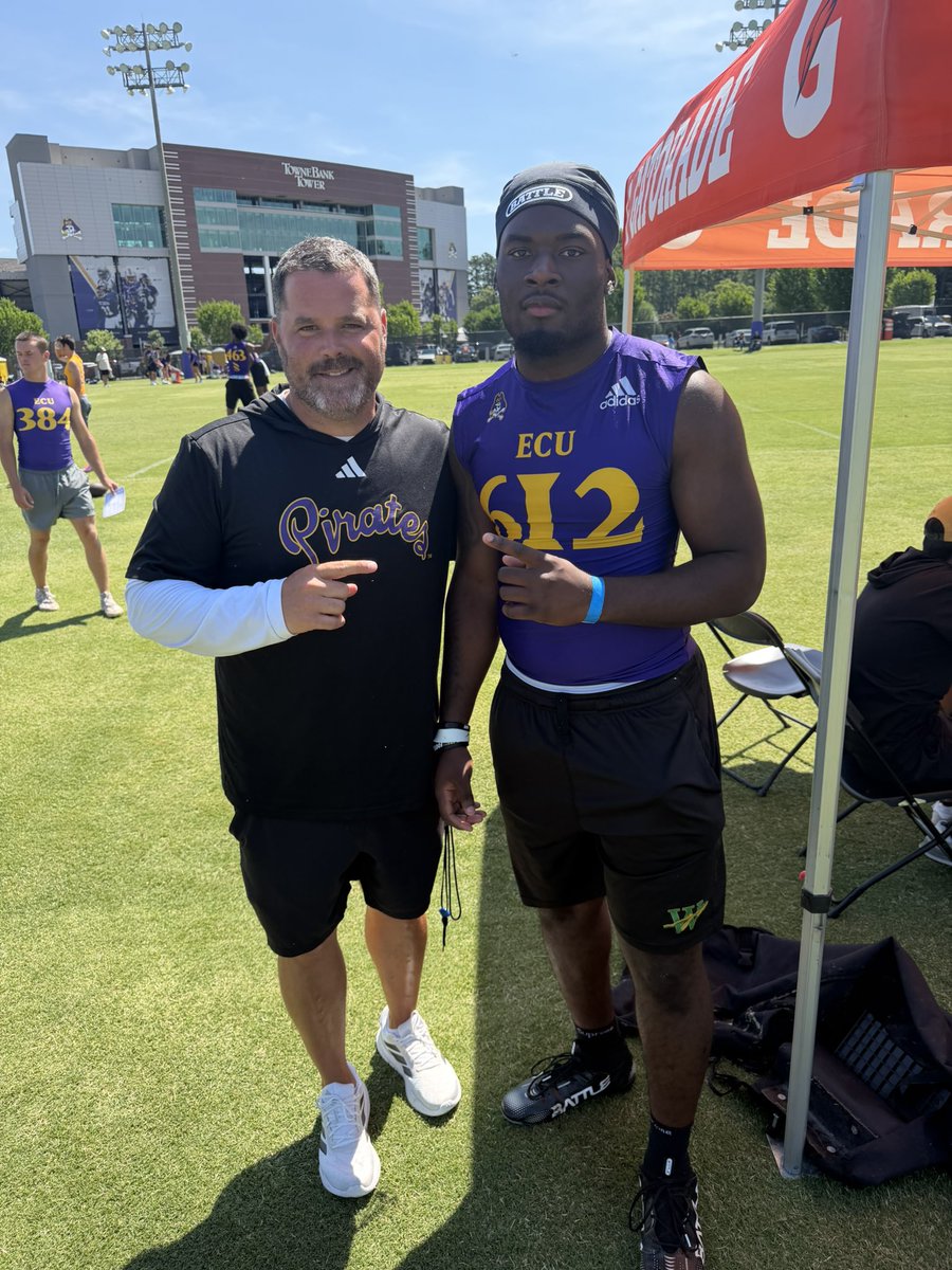 AmarioSpence's tweet photo. I had a great time @ECUPiratesFB mega camp ! @HankinsJordon @Coach_B_Harrell @Coach__Roy_Tesh @RicoZackery @CoachStraniero @TeaganWilk9 @DevontayTaylor @AlexJohnsonFB @coachmhatcher @CoachBlauser 

@FB_CoachFitz @WIHS_Football @behrendt_colton https://t.co/ljiT1pIBOD