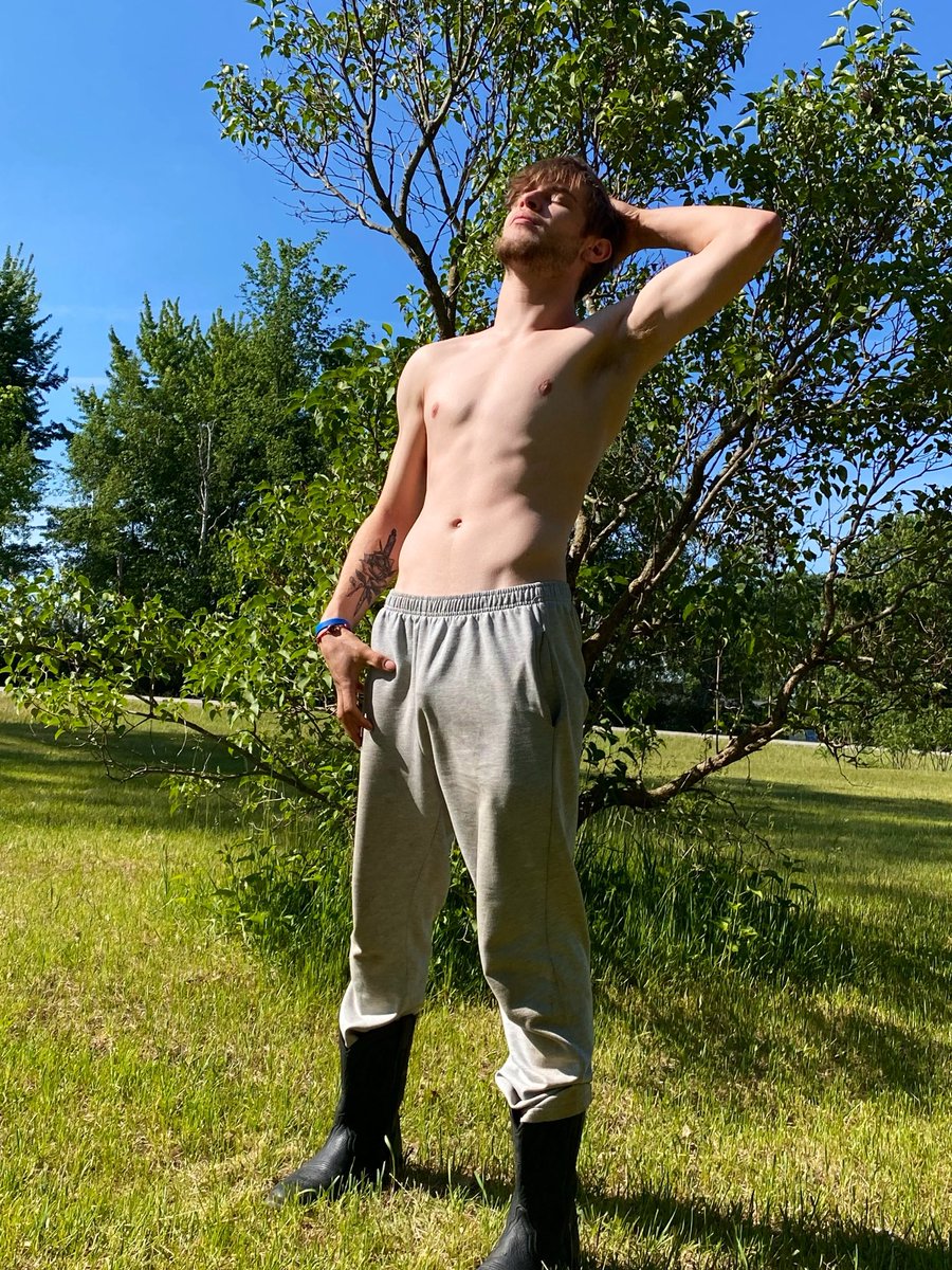 KingJpay's tweet photo. Lick my Fucking boots bitch, and while your at it, pay me to do it, just be cause I say so👑💯 https://t.co/50NJ5btFGl