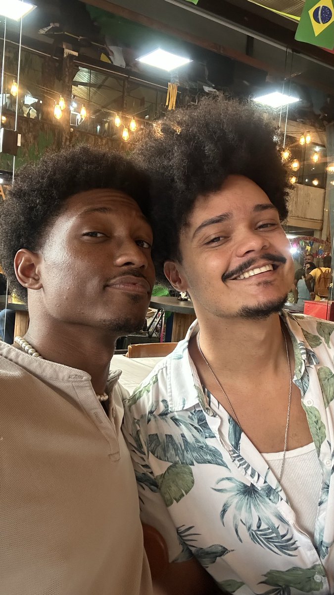 Gabrielzarrefs's tweet photo. Listando as aventuras com mozão 👬🏾🥰 ! 

Aniversário do webamigo na feira de tradições nordestinas ✅ https://t.co/COaTy2as40