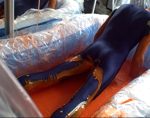 rubber_runner's tweet photo. Unearthed footage of gunge yoga session 2 #gunge #gungebath #lycra #lycrasuit https://t.co/6V0Qz6VAwl