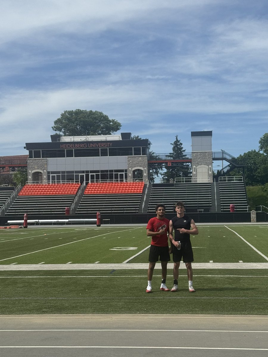 JasonBev19's tweet photo. had a great time today at @BergFootball!! thank you to @CoachLesh  and the rest of the staff for allowing me to come out today!!
@CoachGK3 @NortonAth @Go_Panthers_FB https://t.co/mdKywj9jQC