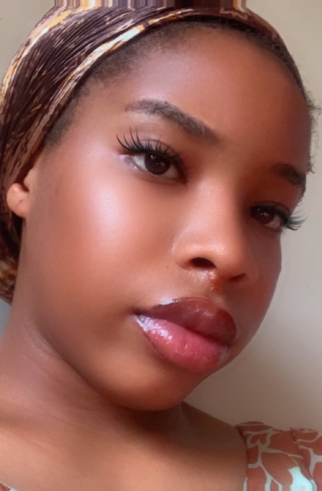 UJHUUNWA🎀 tweet media