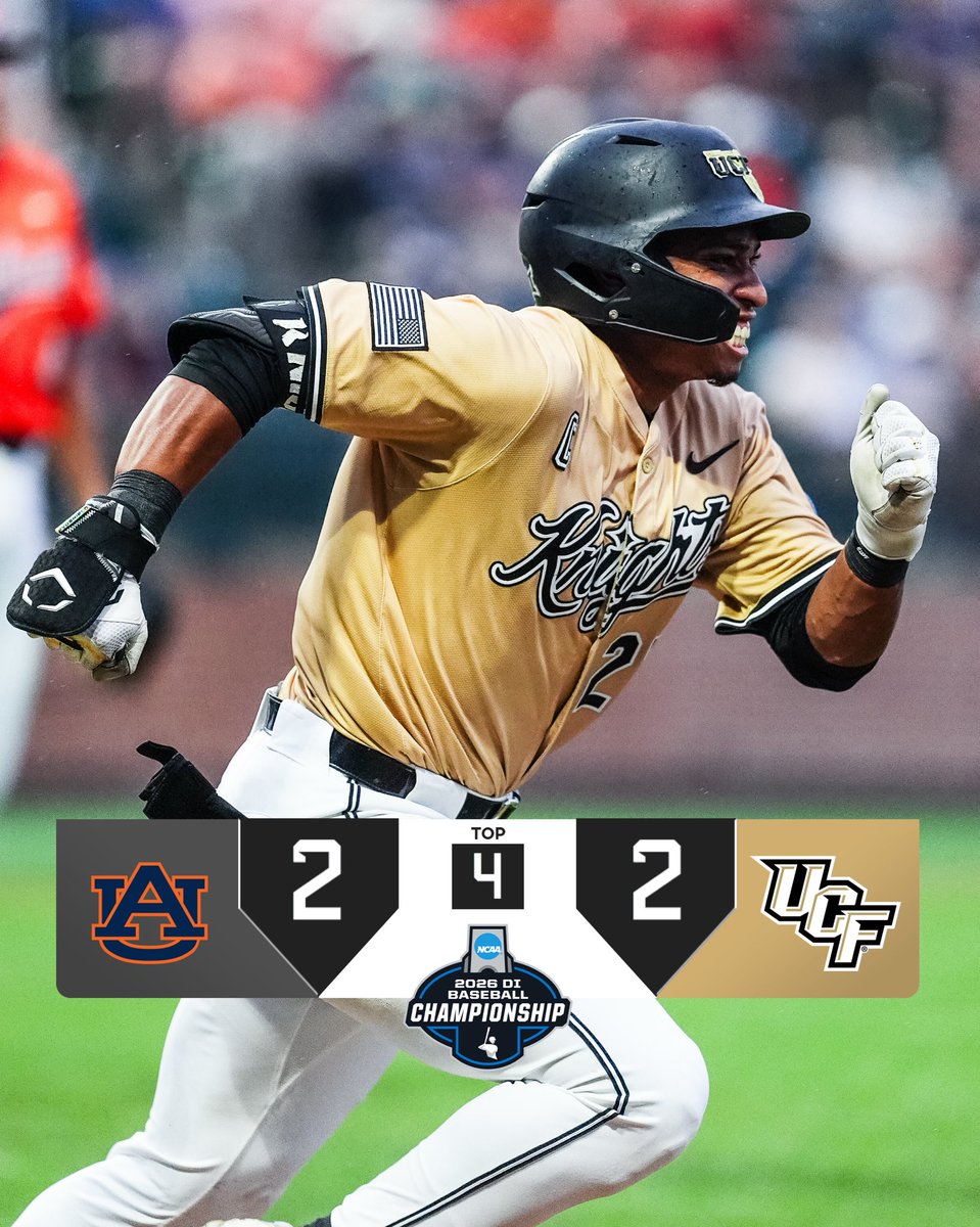 UCF_Baseball's tweet photo. Tied through 3⚔️ https://t.co/dRlWZF7bPC