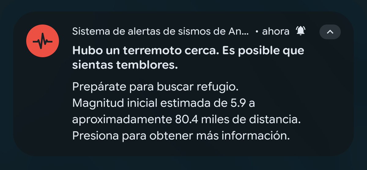 Linkunder's tweet photo. Se sintió fuerte por acá en Santiago https://t.co/B4QzMnkuh7
