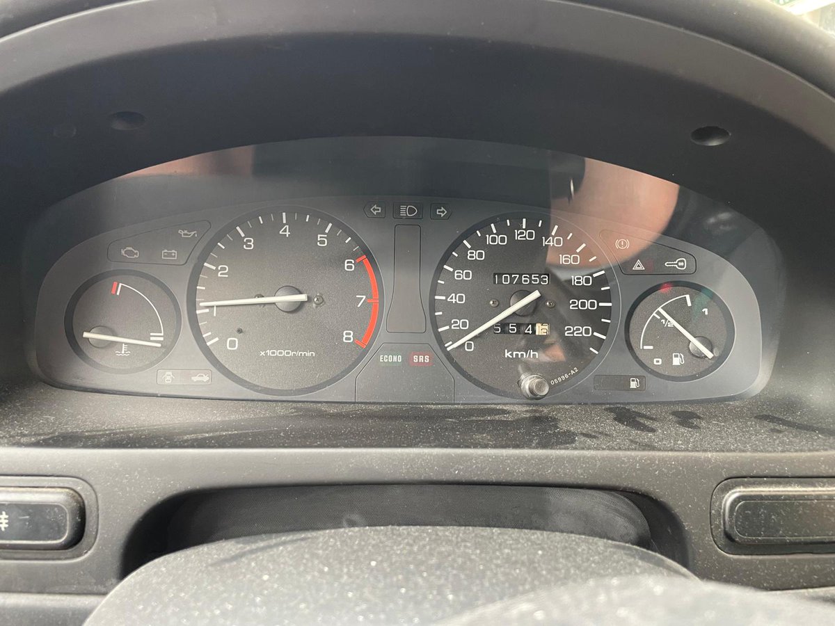 jordiardit's tweet photo. Vendemos el coche de mi padre: Honda Civic 1.5i VTEC-E 5p 1996. Siempre en garaje, muy cuidado, poco uso, 107mil kms. Lo he probado hoy y, joder, me gusta más que los tricilíndricos de hoy 🤣 ¿Cuánto pedimos? @GuilleAlfonsin @JFCalero https://t.co/yJ2DFZe3HI