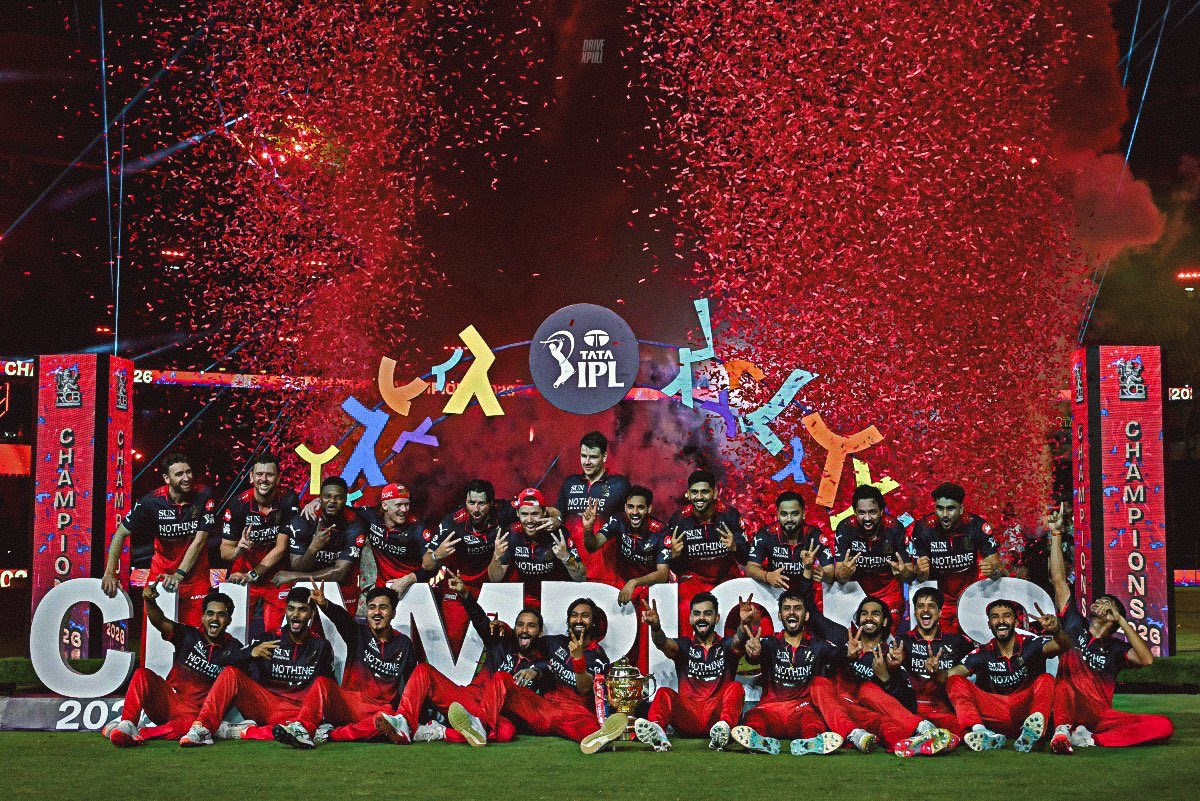 8_Stitches's tweet photo. Good night to only RCB gng ❤️❤️ https://t.co/cgS4MoGJTP