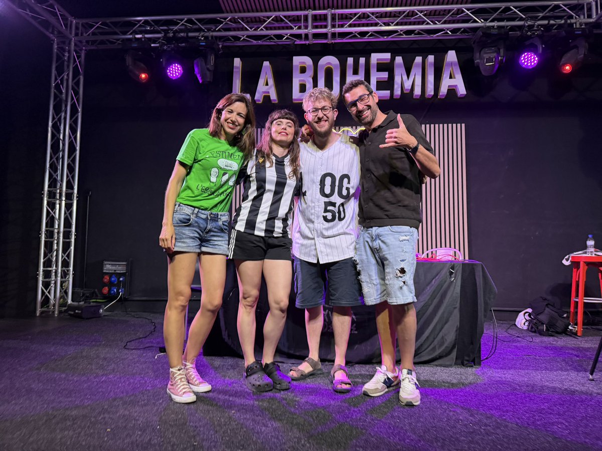 xusmadeluxe's tweet photo. 💥 hui hem gravat dos episodis a la sala La Bohemia de Castelló de la Plana!!!
@violetatena i Arre-A.K. ja són xusma!!!!! 😈😈😈 https://t.co/1R5R0R2fp1