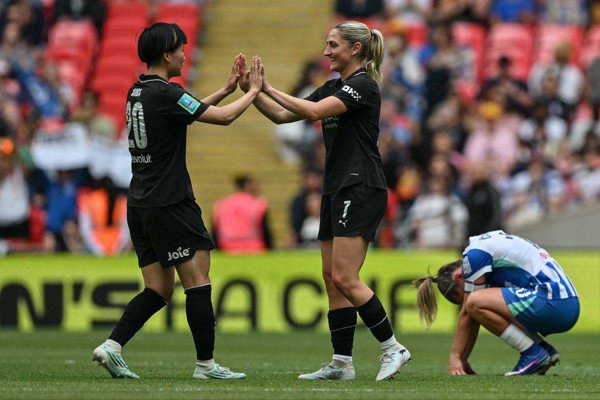 TopshotKirk's tweet photo. Manchester City beat Brighton &amp; Hove Albion 4-0 in the Women’s FA Cup final at Wembley…@AFP @AFPphoto https://t.co/OQc5ZEvkfs