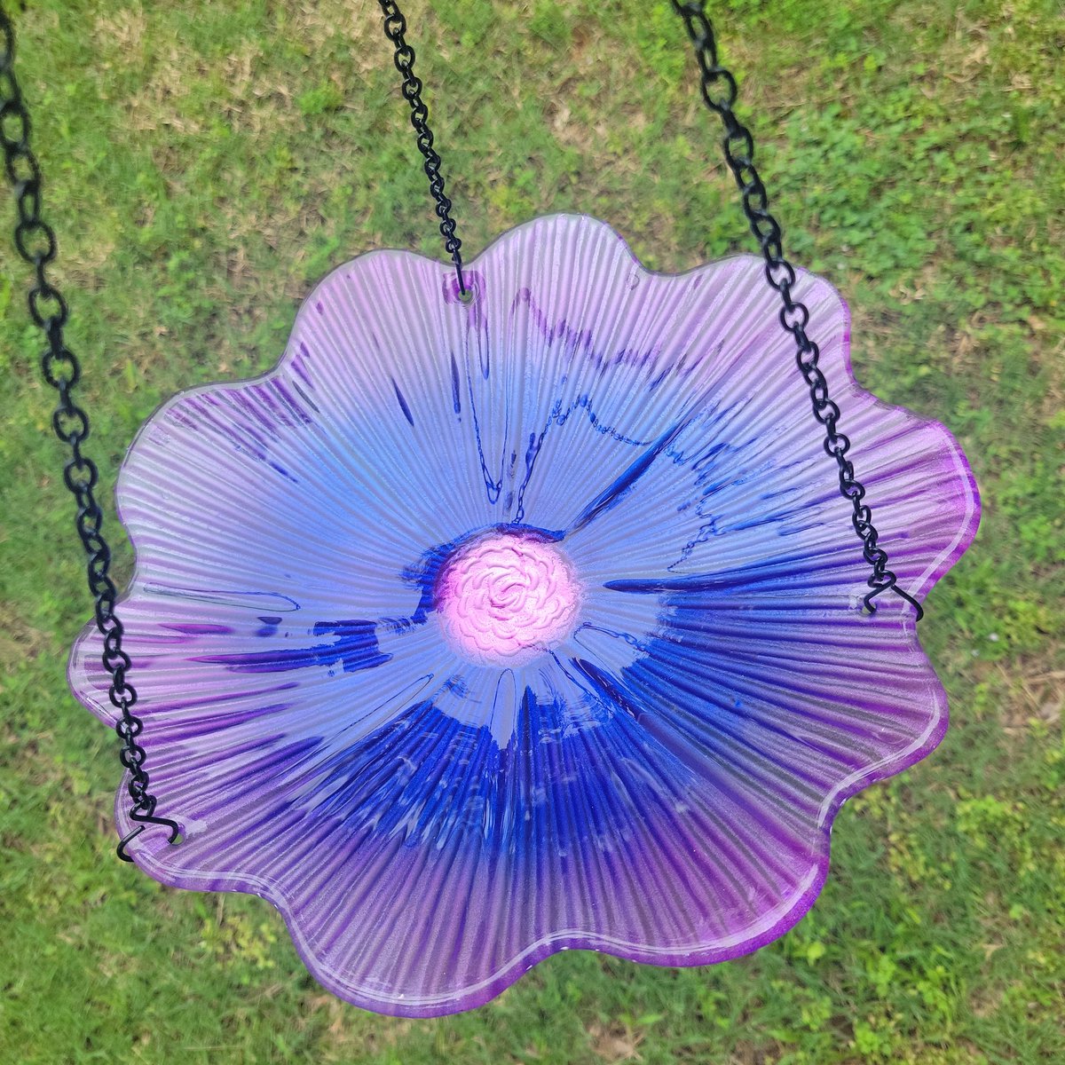 Onerealphear's tweet photo. I have wanted a bird bath for long time and got super excited when I saw today this one at Pike's. I bought it, hang on the tree and now waiting for my visitors.🌸💜🪷🐦🐦🐦 https://t.co/OPiGYZW6N5
