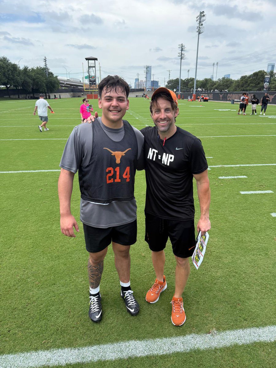 Joshinit_956's tweet photo. Competed today at the Texas Longhorns Elite Camp and had the opportunity to work against top talent while learning from some of the best coaches in the country. Thankful for the coaching and feedback. Excited to keep improving and earning opportunities.
Joshua Flores
Class of 2027
LB | 5'11"|220 Ibs Palmview HS (TX)

Film available

@TexasFootball @CoachSark
@CoachGCoxSTS @CoachNansenUT @CoachLCTrenches @CoachK_Baker @Coach_Gideon  @milwee4

#AGTG #TexasFootball #RecruitTX #Linebacker #ClassOf2027 #THSFB
#Recruiting #Football