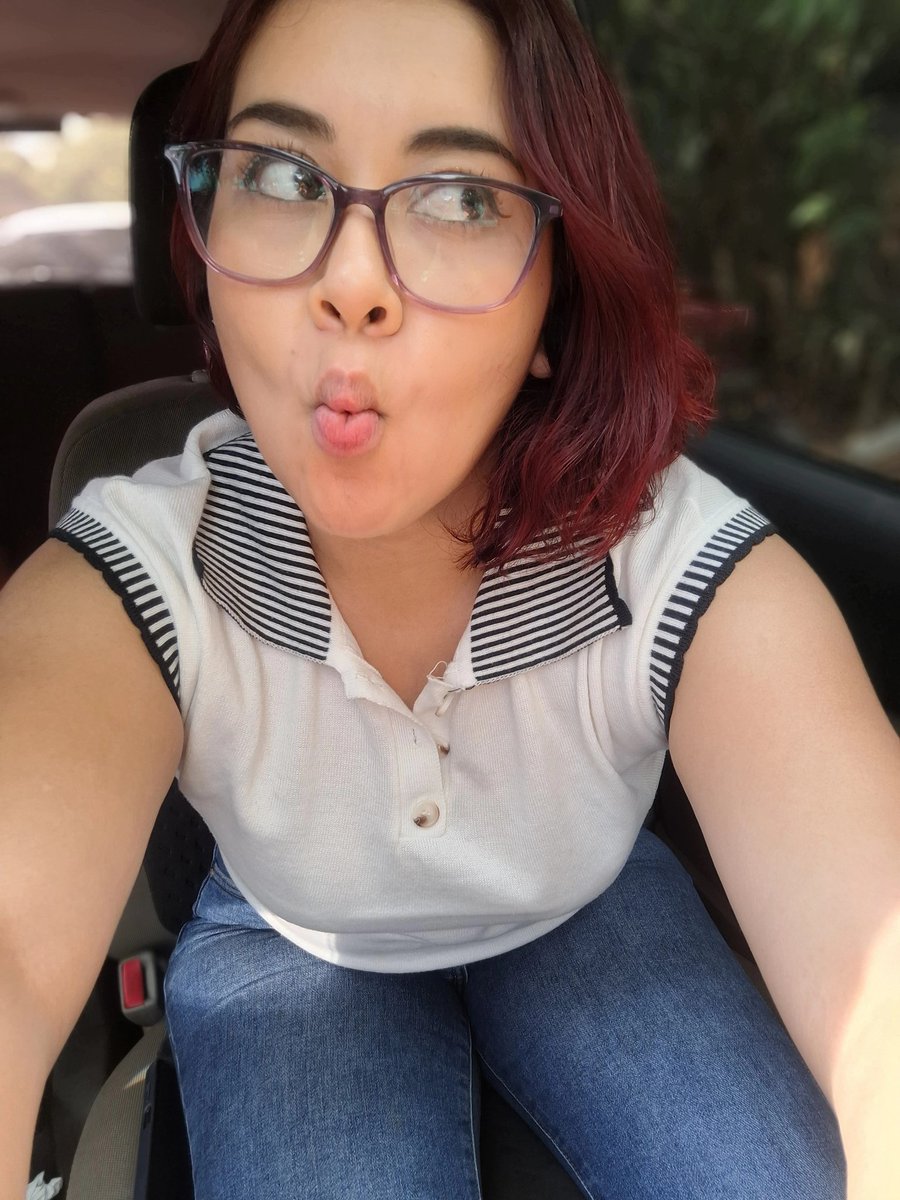 Kate_E31's tweet photo. 🤠🫦 https://t.co/kRGFJLiBxI
