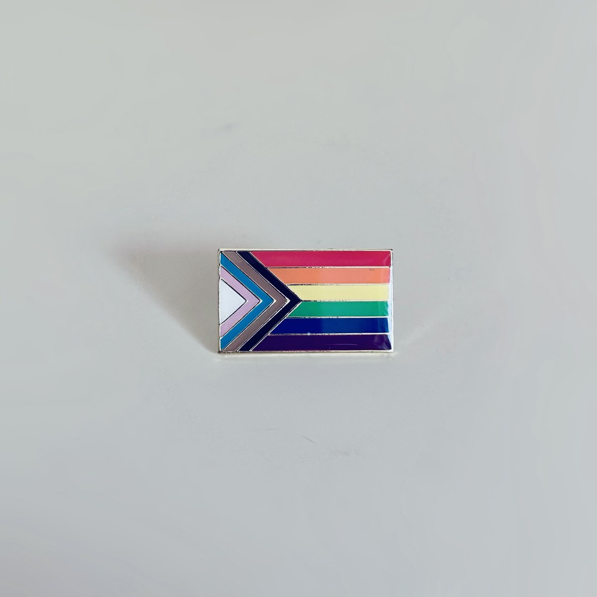 ToriToruTori's tweet photo. Remember who we are.

We are loved.
We are valid.
We are seen.
We are welcome.
We are powerful.
We are beautiful.
We are at home.

We can not stay silence.

#HappyPrideMonth https://t.co/8R3rEikWwt