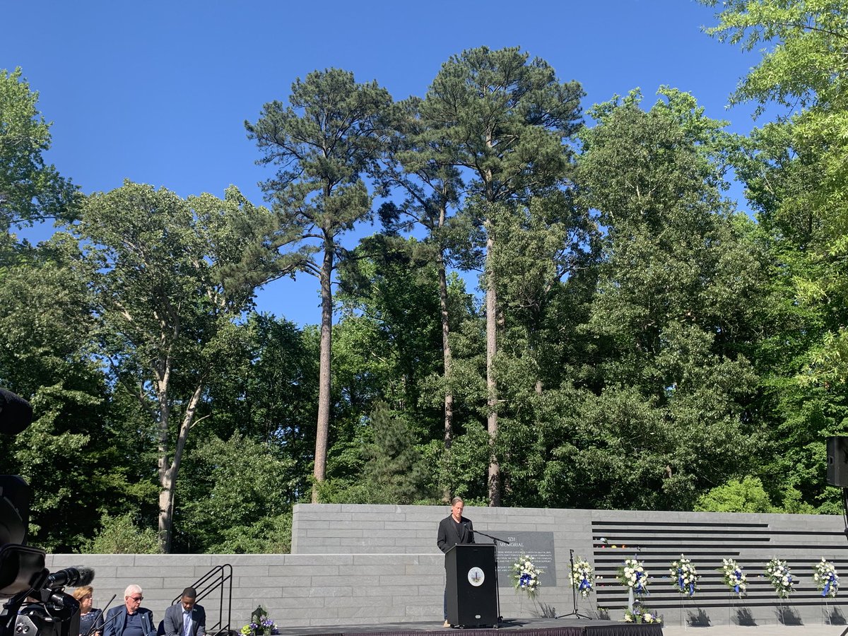 AndyFoxWAVYTV's tweet photo. AMAZING MEMORIAL SERVICE
THE SEVENTH-ANNUAL 5-31 REMEMBRANCE CEREMONY
was perfect in every way.  You MUST take time and visit this masterpiece: names of those 12 lost, reflecting pool winding through the trees, memorial stones with messages. Watch WAVY TV AT 6   @WAVY_News https://t.co/MN7MJk0pQi