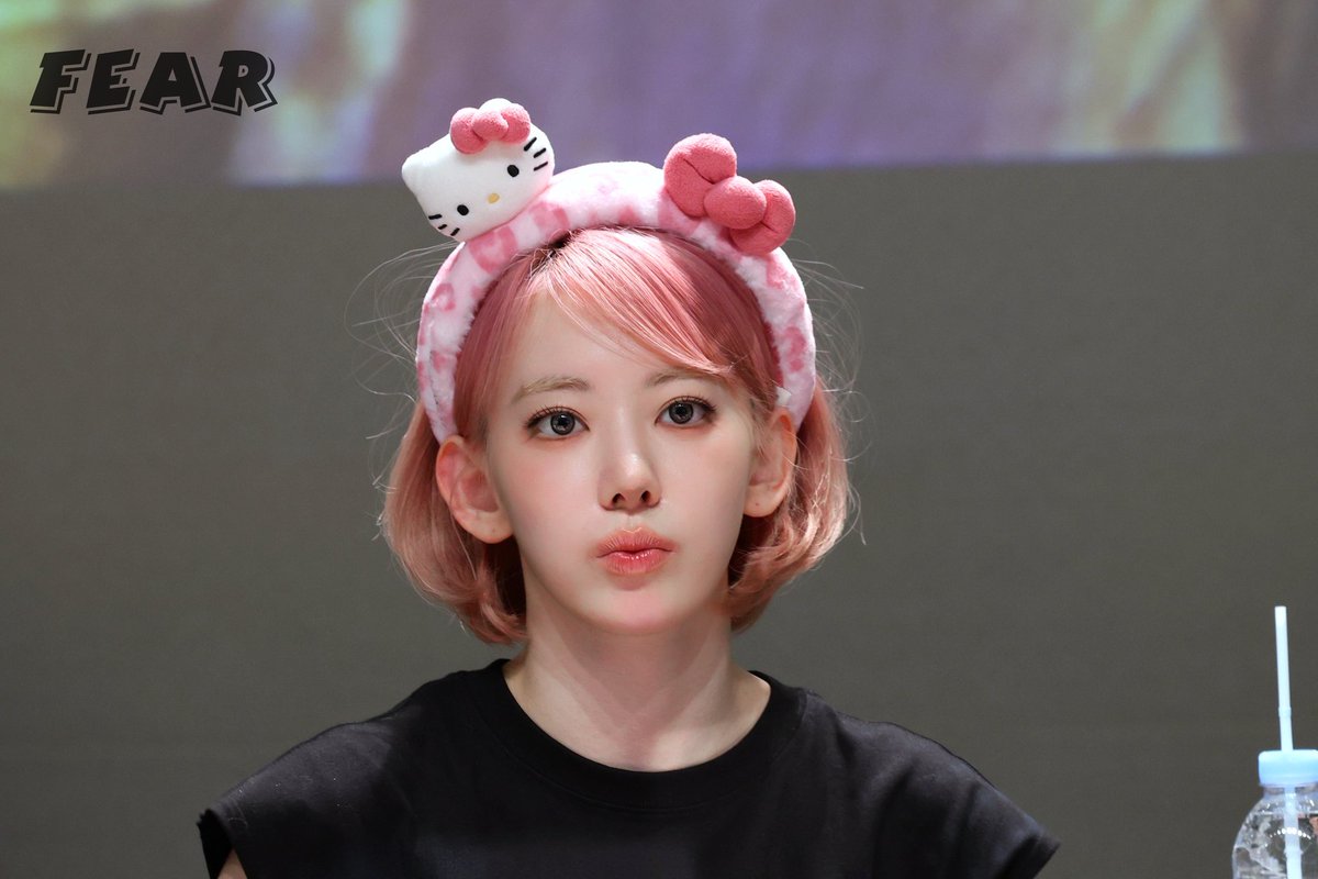 fimlens's tweet photo. 260531 비트로드 꾸라

#SAKURA #사쿠라 #宮脇咲良
#LESSERAFIM #르세라핌 #ルセラフィム https://t.co/byO6L4ikNh