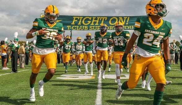 FinneganPotter's tweet photo. Grateful for the opportunity to receive an offer from Arkansas Tech University. Thank you to the coaching staff for believing in me and taking the time to evaluate me as a player at the All Arkansas Showcase. Excited to keep building relationships and continue the process.
@ATUFootball @RoyThompsonFB @KevinNJWewers @CBHS_Football @coachcraw4d @ThomasMcDaniel4 @Rivals @CSmithScout @SWiltfong_ @TomLoy247 @JohnGarcia_Jr