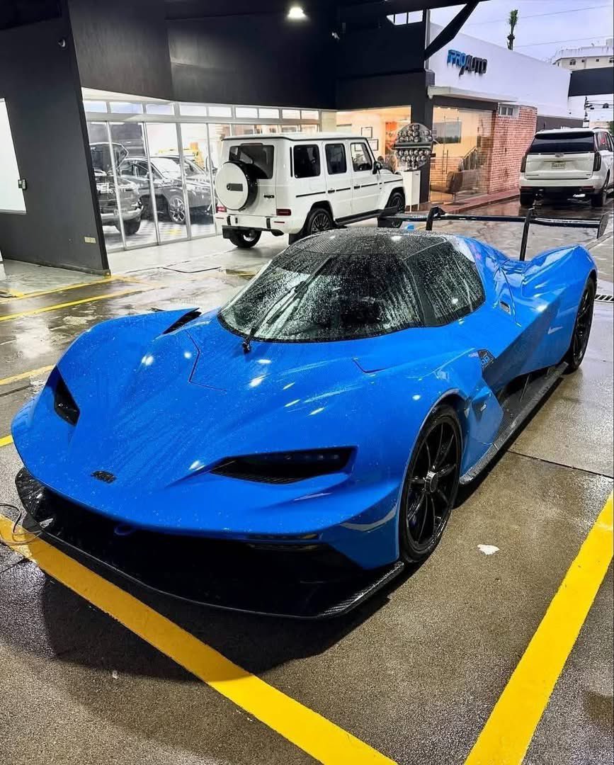 Car Culture tweet media