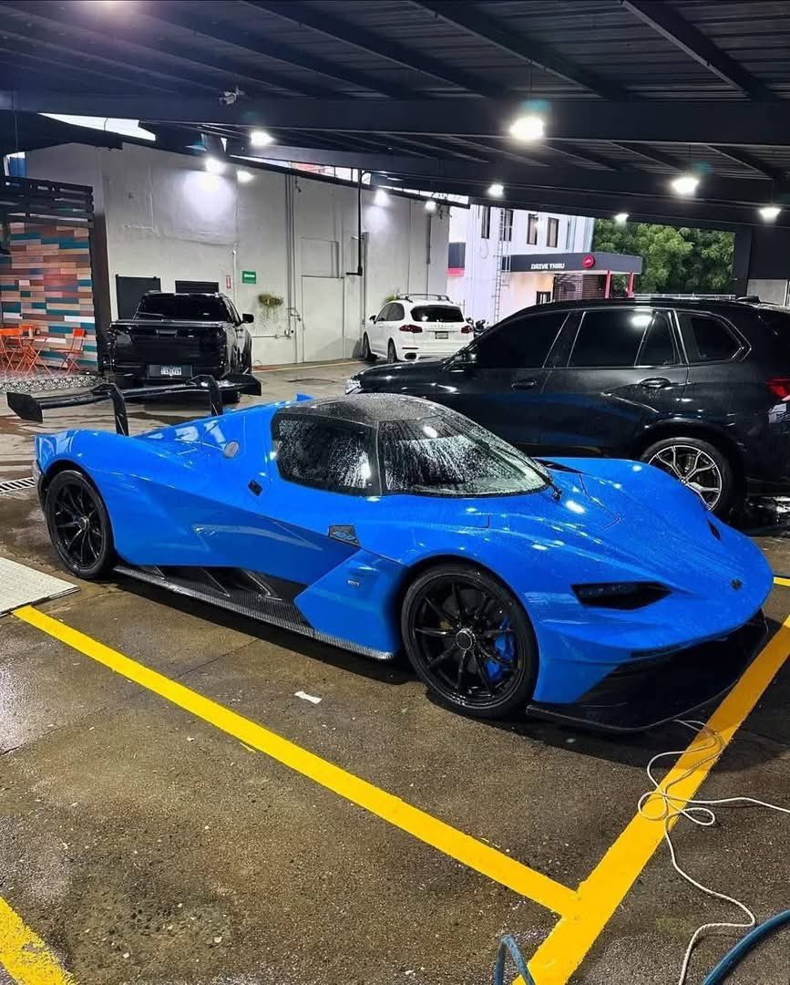 Car Culture tweet media