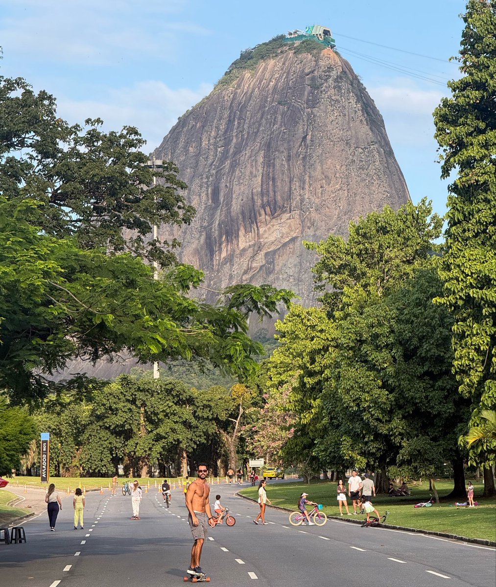 pelamordetheus's tweet photo. Fim de tarde com vista https://t.co/X4T1ldBjtN