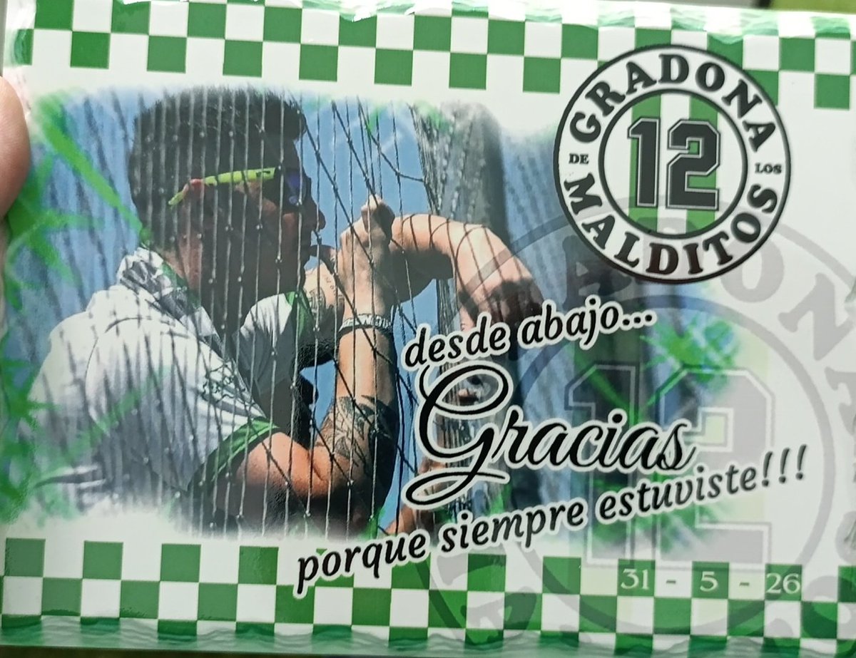 terren85's tweet photo. Toda etapa tiene un fin y hoy fue el mío. 

Ni en los mejores sueños me imaginé que fuese así, ascenso y campeones

Gracias a todas "mi familia" de la @GradonaMalditos por confiar en mí y ponérmelo tan fácil estos casi 8 años. https://t.co/BAsdsku7XT