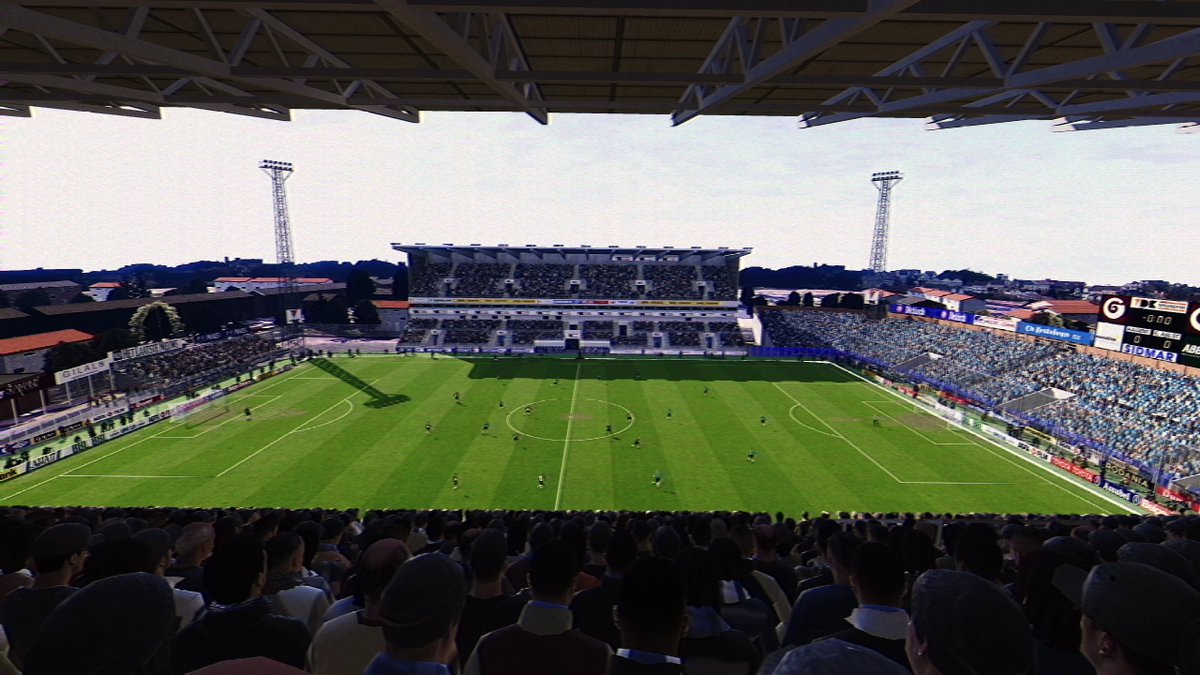 octanesprings's tweet photo. 🇧🇪 Next stop: The gorgeous city of Gent! This is the 1990s Jules Ottenstadion, former home of KAA Gent. Did you know their unmistakable crest nods to Buffalo Bill visiting the city in 1895?🎪 A proper Belgian classic for #PES2021, thanks to Gonzaga (model) &amp; @HobbitStadiums https://t.co/OUDmXdjpKb