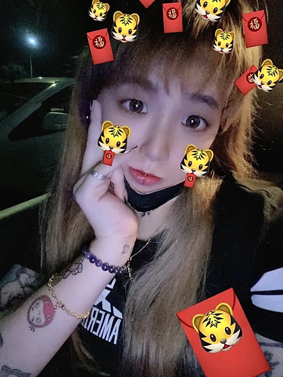 0804Chine's tweet photo. 或许短暂 或许热烈 或许本该这样 https://t.co/fPejyd1hzi