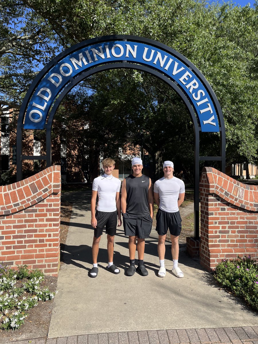 ericlleras2029's tweet photo. Blessed to get some work @ODUFootball camp. Grateful for every single rep and the chance to compete. The grind doesn't stop!
@OleCoachMac
@Hagerty_FB https://t.co/2LNgBa8kiM