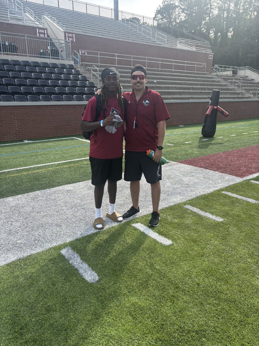 WyquialM's tweet photo. After a great conversation with @NickVagnoneLR and camp I am BEYOND BLESSED to receive my first offer from @LRBearsFootball!!
Thank you Jesus!! https://t.co/UsEkJ8wHOw