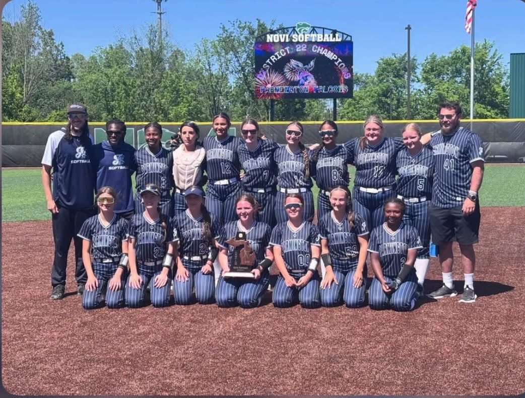 CoachMadison247's tweet photo. Farmington Falcons 
League Champs ✅
District Champs ✅
Super proud of this group .
Back to the grind and prepare for Regionals. 
Let’s go! 🤍💙 https://t.co/J6kVyteBFe
