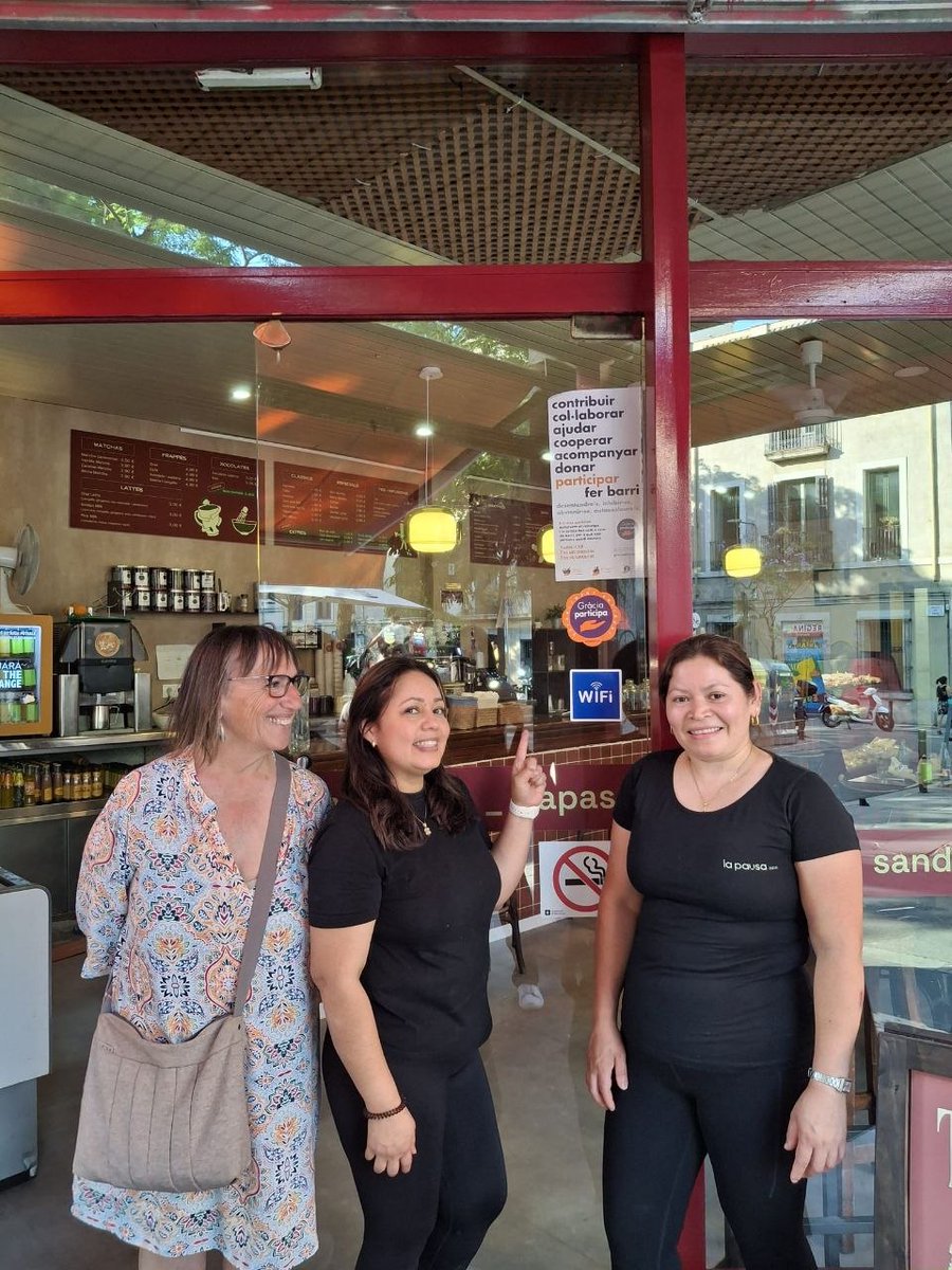 GraciaParticipa's tweet photo. La cafeteria La Pausa de la plaça del Nord ja és establiment solidari! https://t.co/nsvgMRXa4D