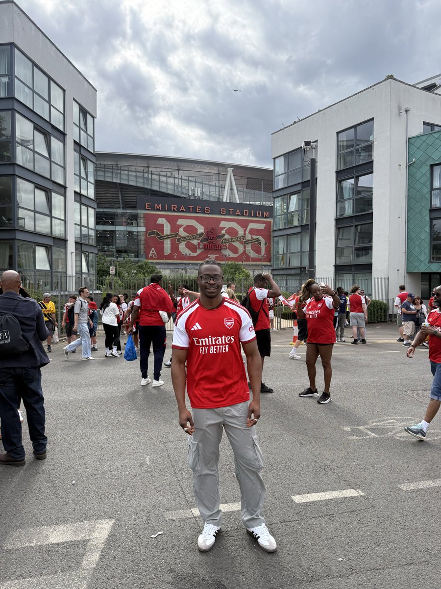 michaelnwapali's tweet photo. Arsenal forever #champions 
Proud of my team. Love them ❤️ https://t.co/vlXN6RumcU