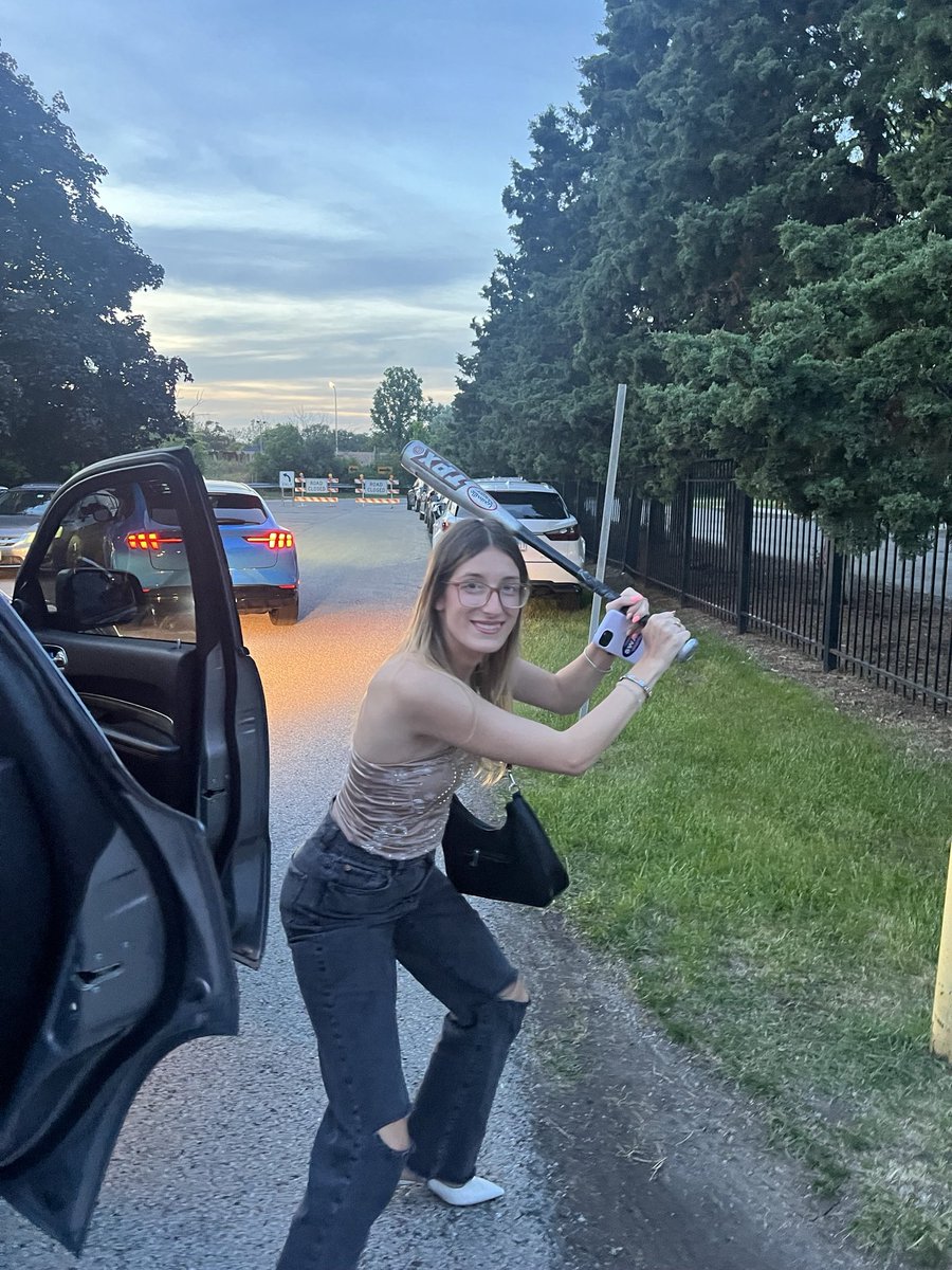 coolusernamelen's tweet photo. Opponents be careful , lena’s in town https://t.co/X00JcmgHgf