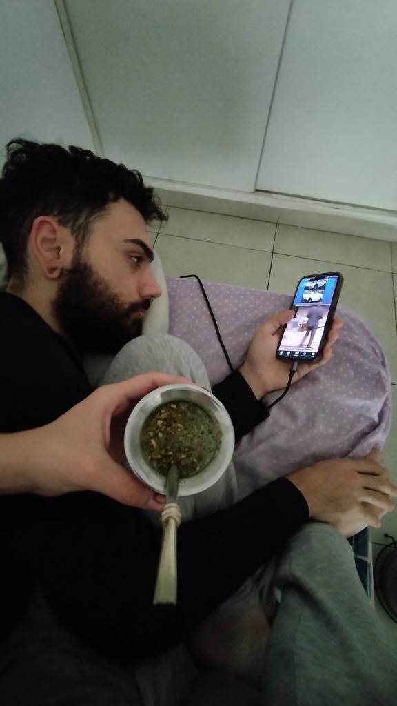 vale_morello122's tweet photo. Las mañanas que quiero toda mi vida https://t.co/0S1VcOjYde