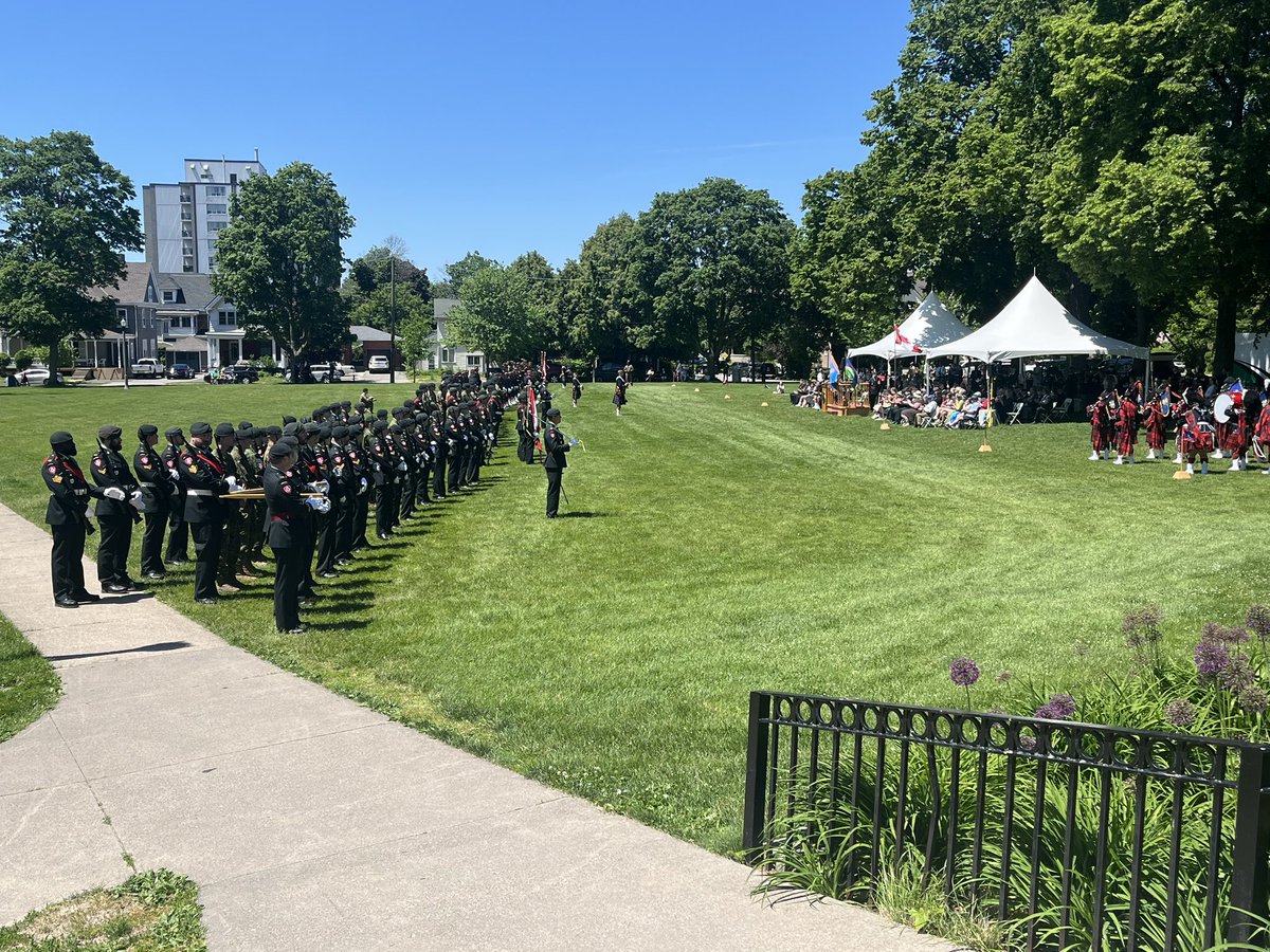 RHFCEvents's tweet photo. What an amazing day in St. Catherine’s seeing the Standing Up of the Tactical Grouping with the Royal Highland Fusiliers of Canada and the Lincoln &amp; Welland Regiment! https://t.co/jDSTS0gyhN