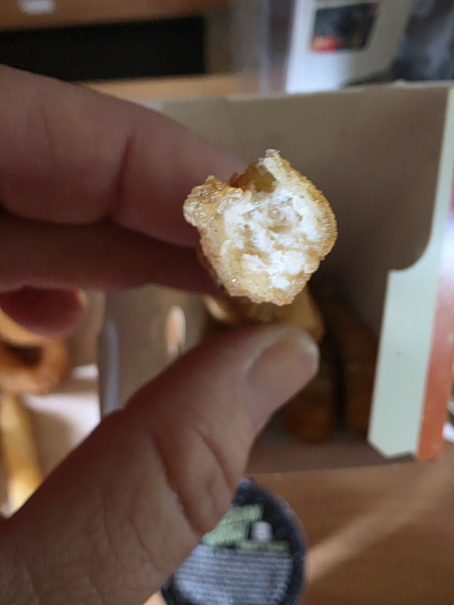 OwnerofPrincess's tweet photo. Stay away from the mandalorian meal @BurgerKing Waste of $20 i don't know where to start on how bad this is have it your way isn't a thing anymore When they don't listen to add mayo and mustard then add BBq sauce anyways and scrape it off The cheese ranch tots are dried out trash https://t.co/zxjaInbLOL