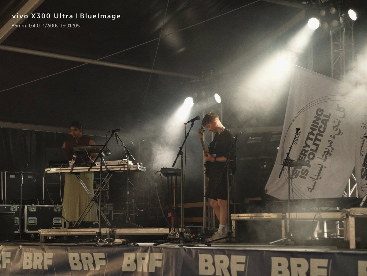 FoxDieXoF's tweet photo. Music festival this weekend in the city, captured with the #Vivo #X300Ultra 📷 https://t.co/C5Dxvu7Uzv