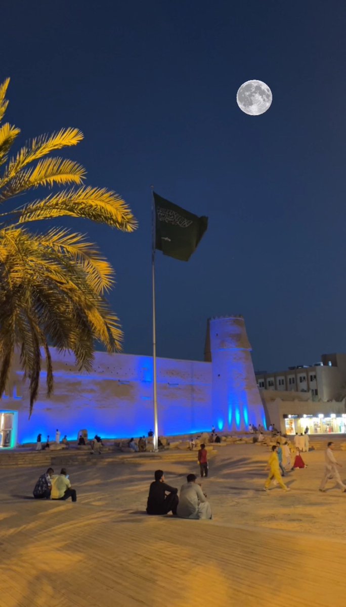 DrInUK's tweet photo. #قمر_الليله https://t.co/JmcBidJCZc