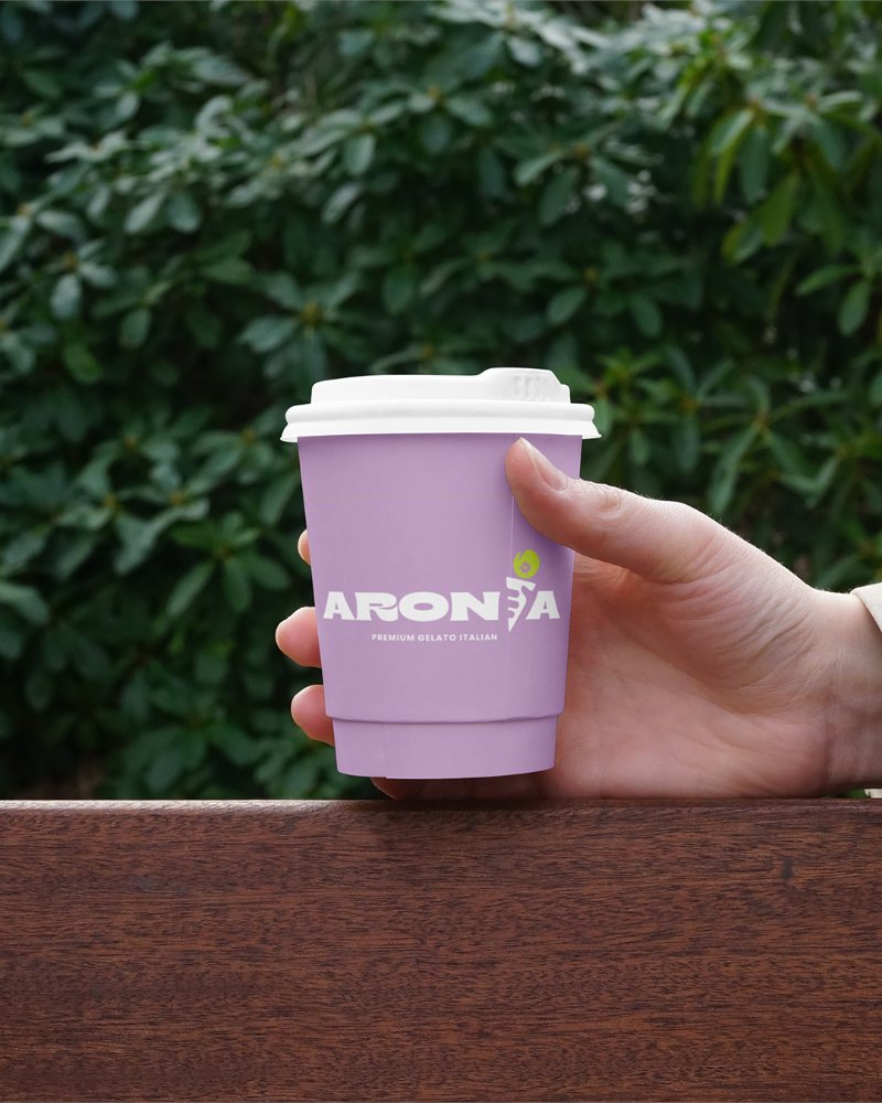 _brolin26's tweet photo. Ariona vjen me një identitet vizual të freskët, të ëmbël dhe modern. Ngjyra pastel, logo dinamike dhe elemente playful. https://t.co/jTFbAQOfeV