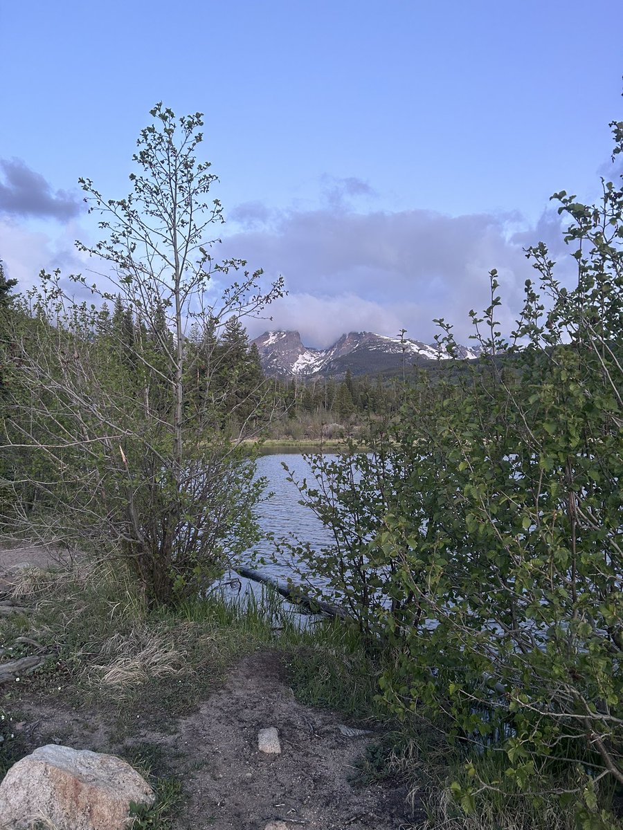 Kristin_Mae's tweet photo. Gracing your timeline with gorgeous views. https://t.co/w4L15gWVMc